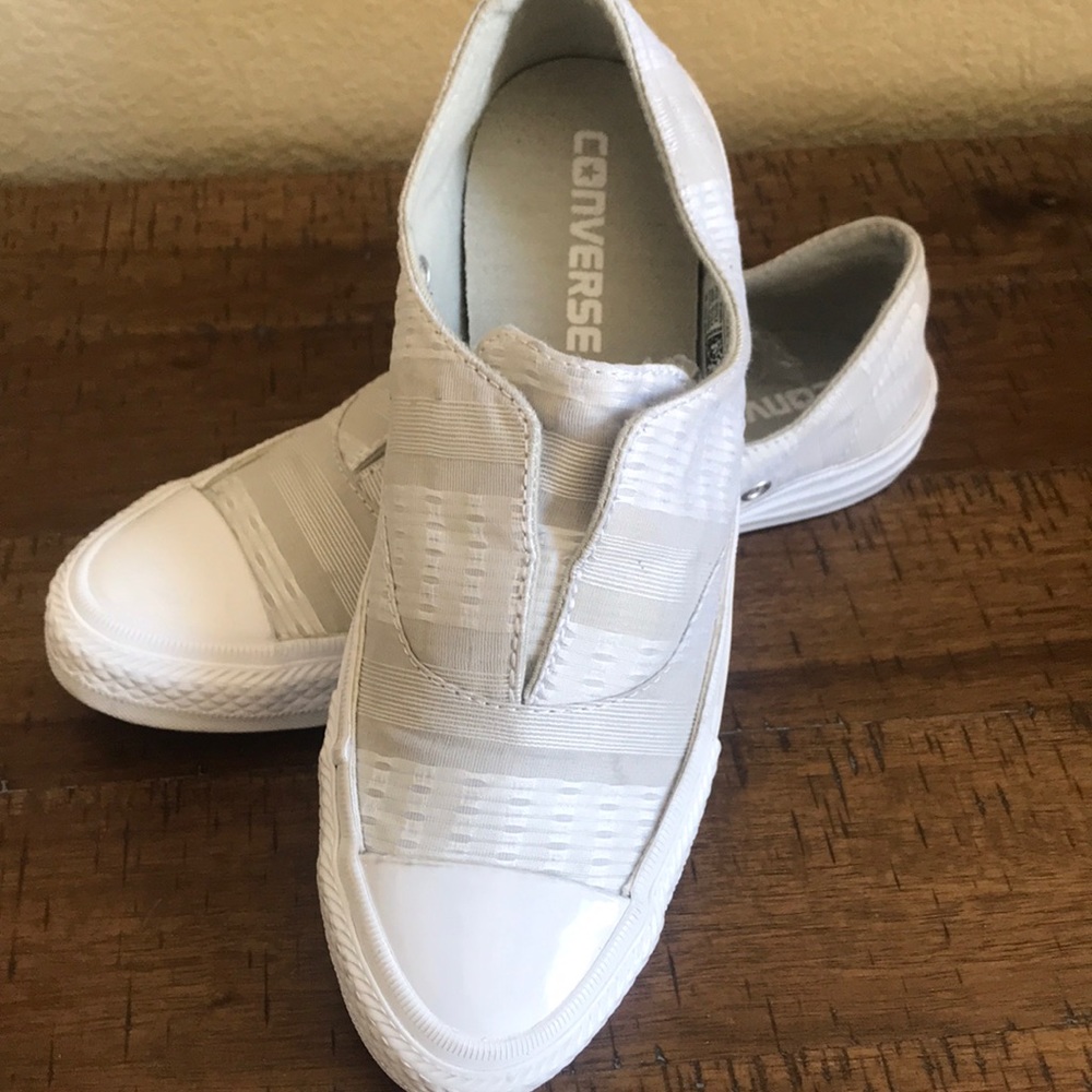 Converse slip inside